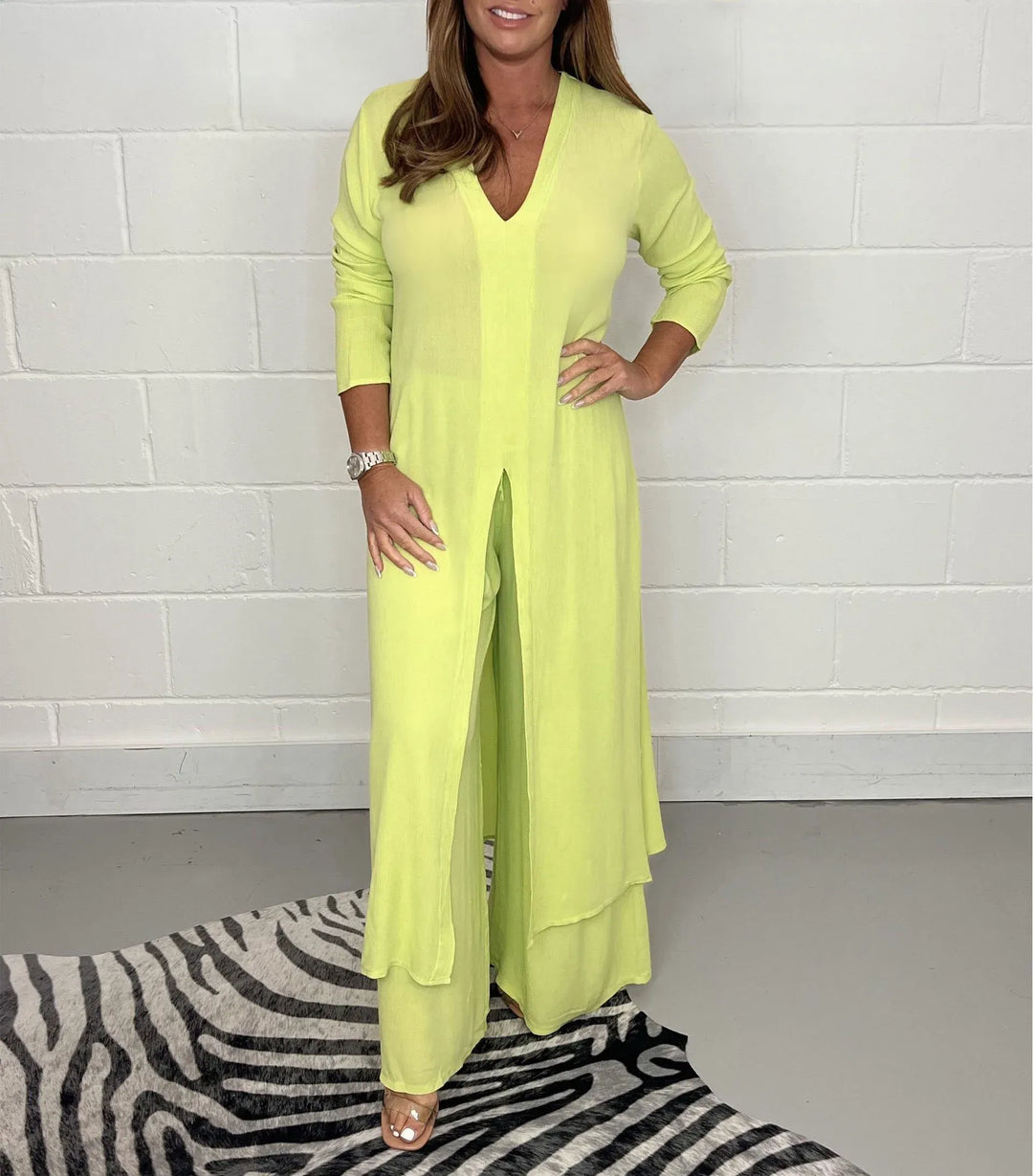 Cherly™ Comfy Two-Piece Set | Flowy Blouse and Wide-Leg Trousers