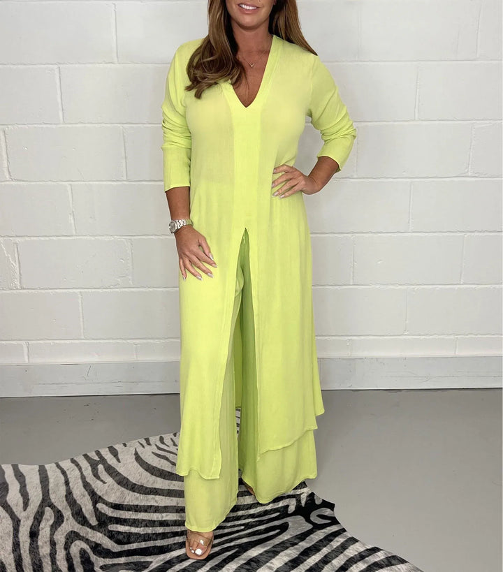 Cherly™ Comfy Two-Piece Set | Flowy Blouse and Wide-Leg Trousers