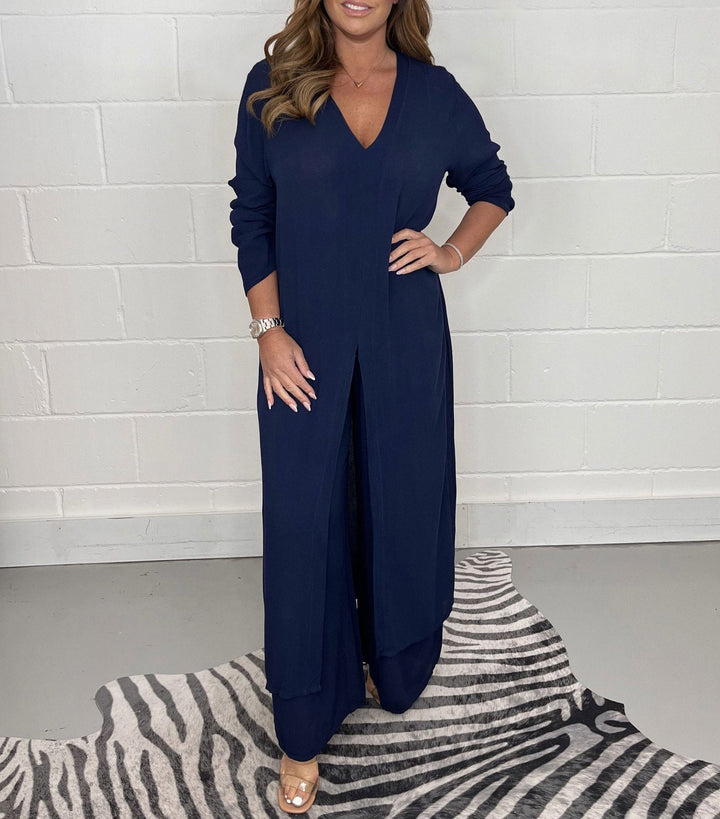 Cherly™ Comfy Two-Piece Set | Flowy Blouse and Wide-Leg Trousers
